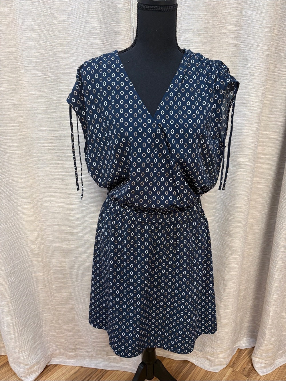 Banana Republic Navy & White Printed Surplice Tie Sleeve Mini Dress
